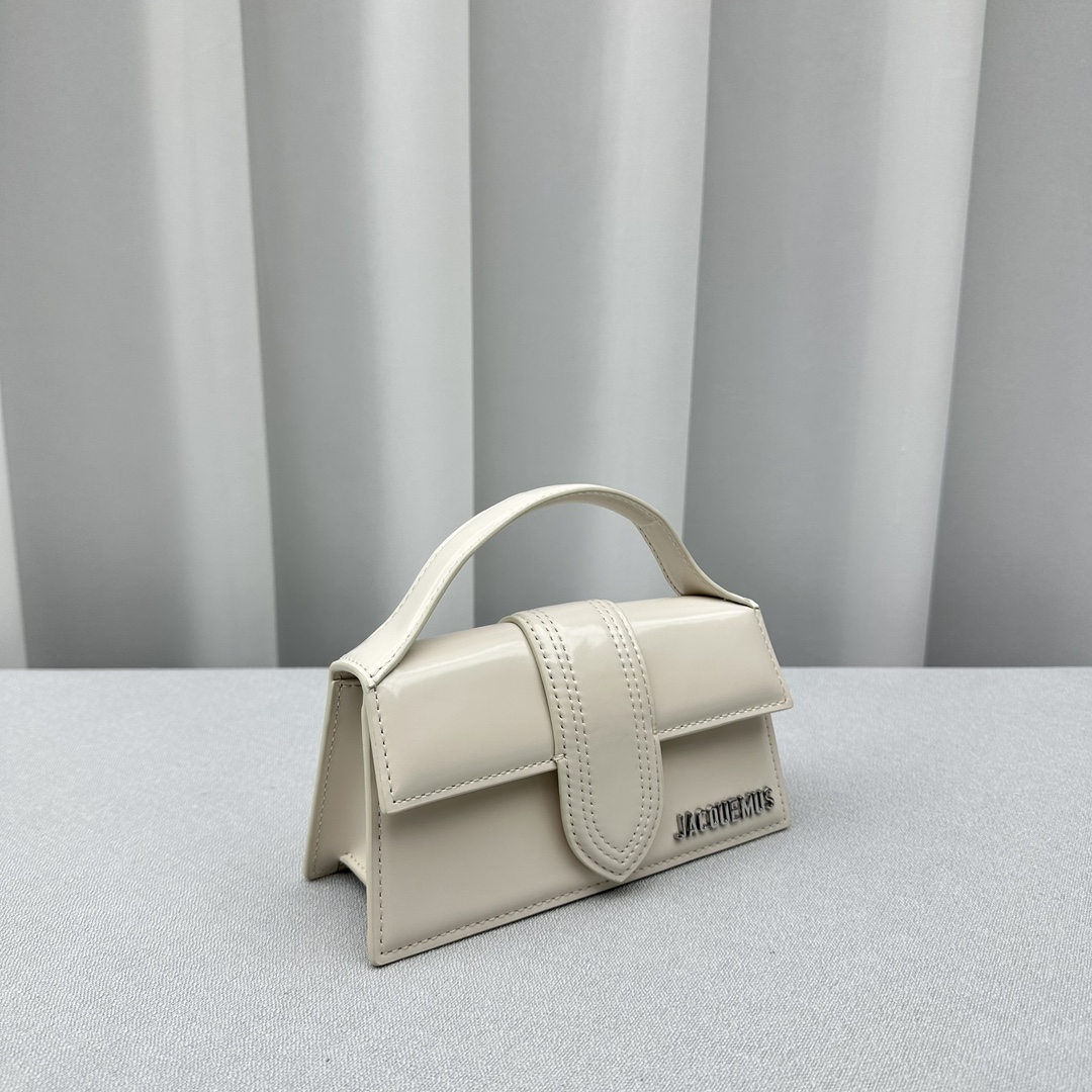 Jacquemus Satchel Bags